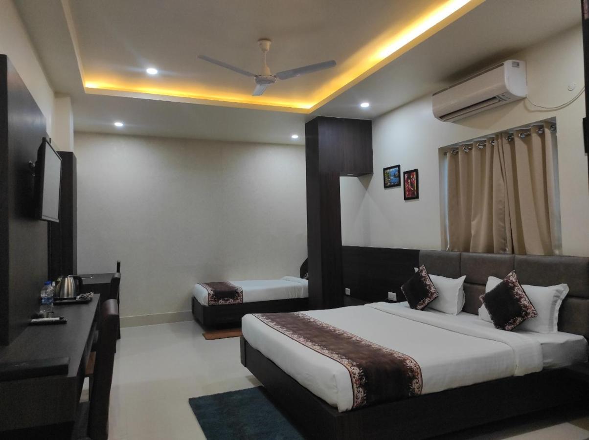 Hotel Paradise - Biswanath Chariali Bishnath 外观 照片