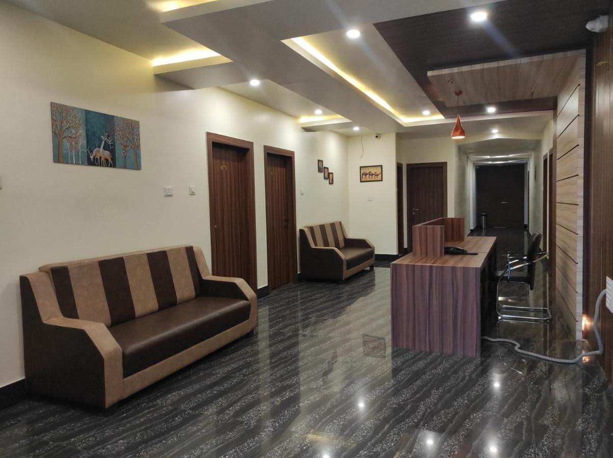 Hotel Paradise - Biswanath Chariali Bishnath 外观 照片