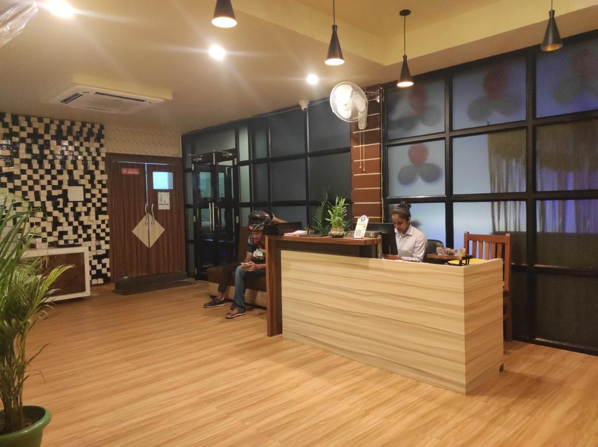 Hotel Paradise - Biswanath Chariali Bishnath 外观 照片
